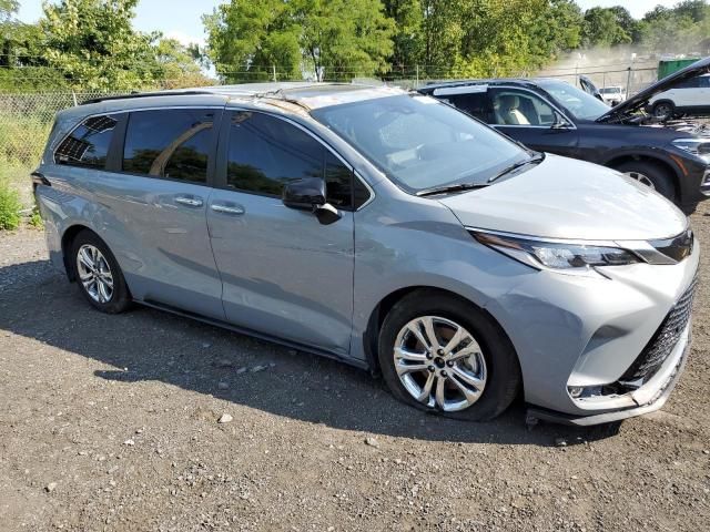 2023 Toyota Sienna XSE