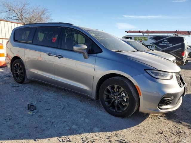 2021 Chrysler Pacifica Touring