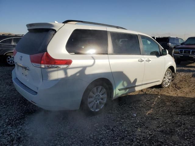 2012 Toyota Sienna XLE