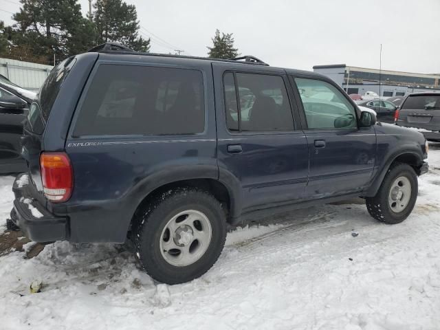 2001 Ford Explorer XLS