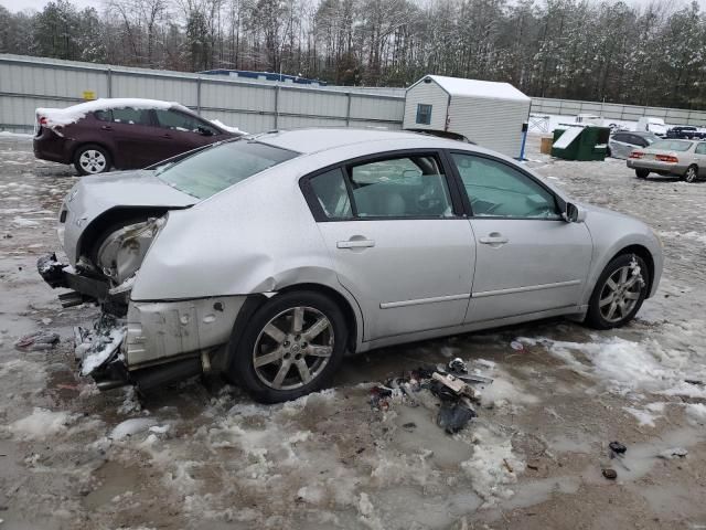 2004 Nissan Maxima SE