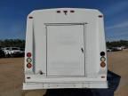 2010 Ford Econoline E450 Super Duty Cutaway Van