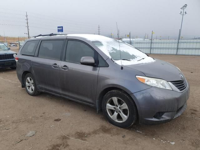 2014 Toyota Sienna LE