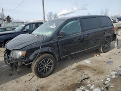 Salvage cars for sale from Copart Pekin, IL: 2018 Dodge Grand Caravan SE