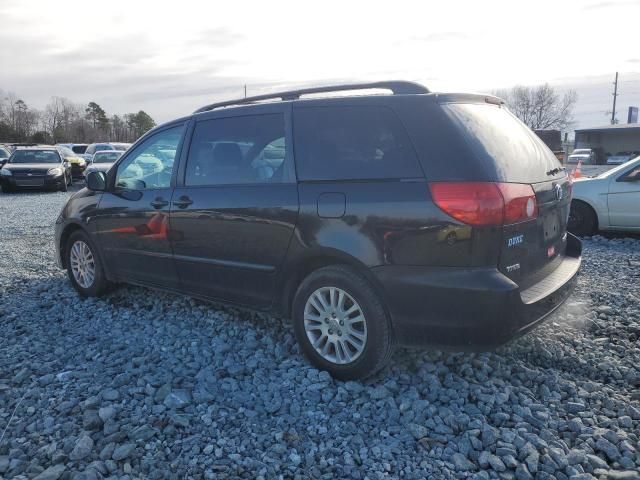 2008 Toyota Sienna XLE