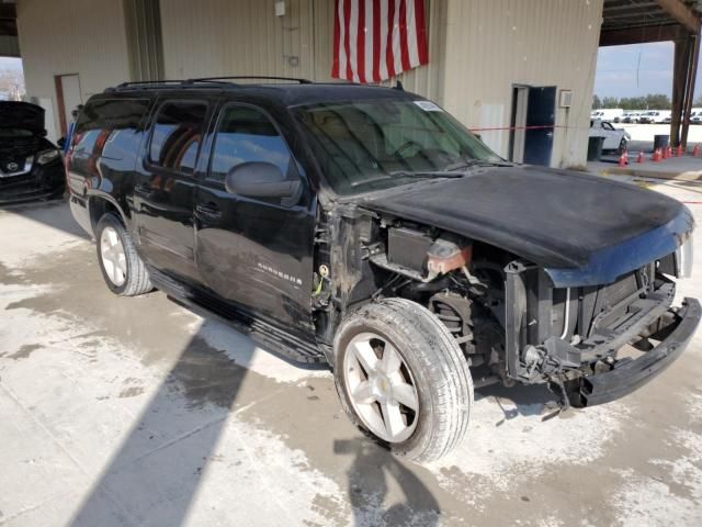 2014 Chevrolet Suburban C1500 LT