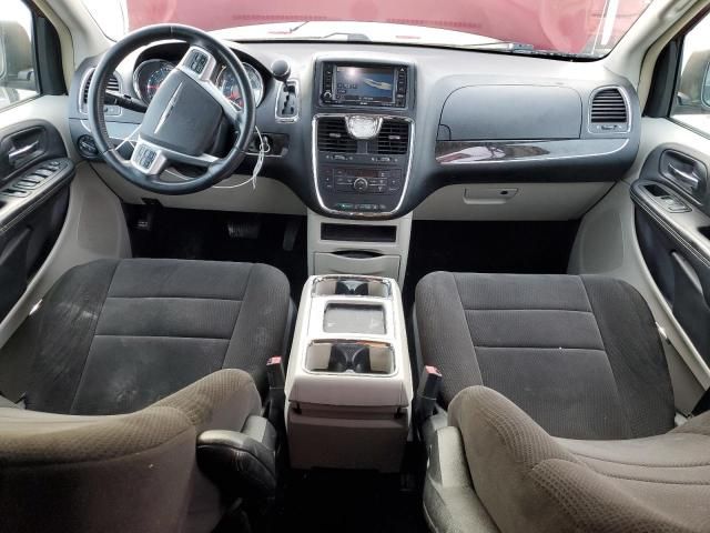 2012 Chrysler Town & Country Touring