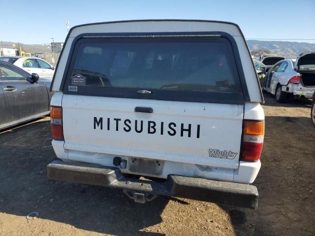 1990 Mitsubishi Mighty Max / S