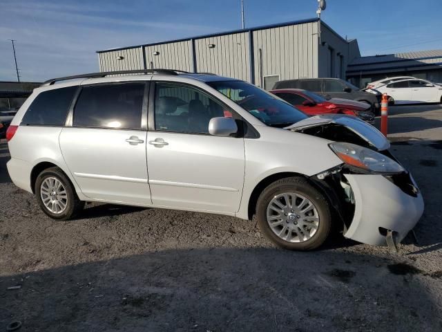 2007 Toyota Sienna XLE