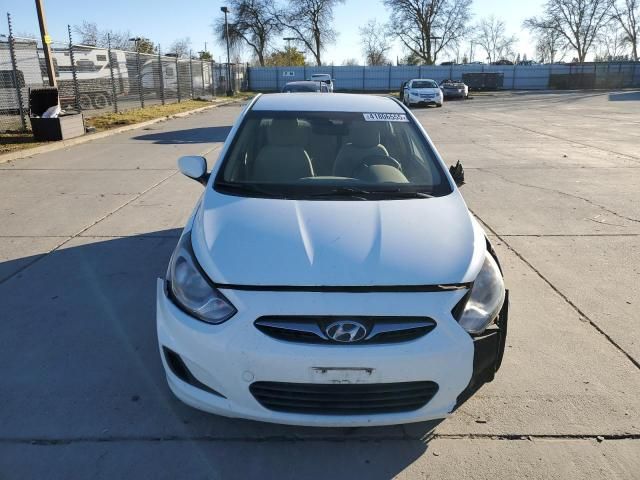 2013 Hyundai Accent GLS