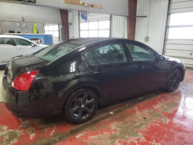 2005 Nissan Maxima SE