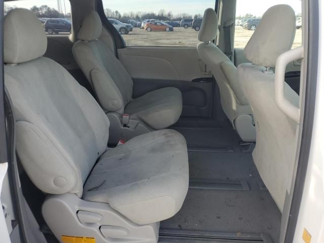 2011 Toyota Sienna Base