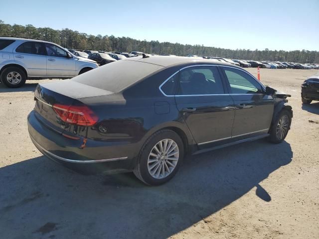 2016 Volkswagen Passat SE