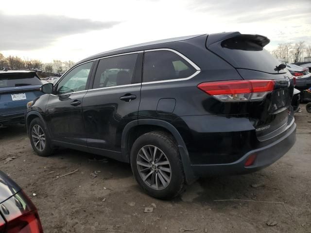 2019 Toyota Highlander SE