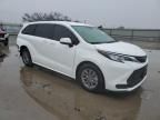 2023 Toyota Sienna LE