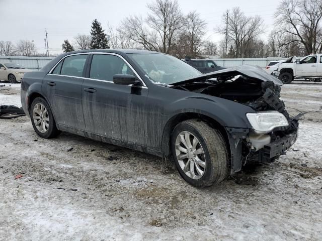 2017 Chrysler 300 Limited