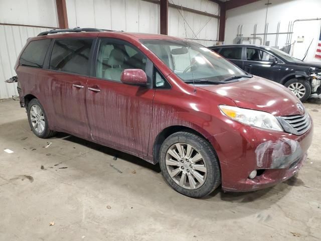 2014 Toyota Sienna XLE