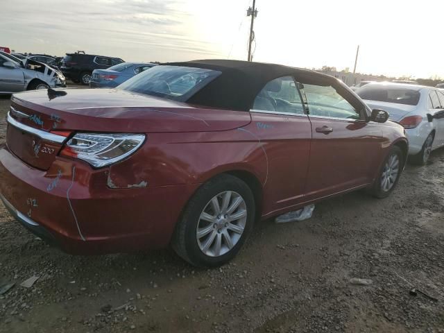 2013 Chrysler 200 Touring