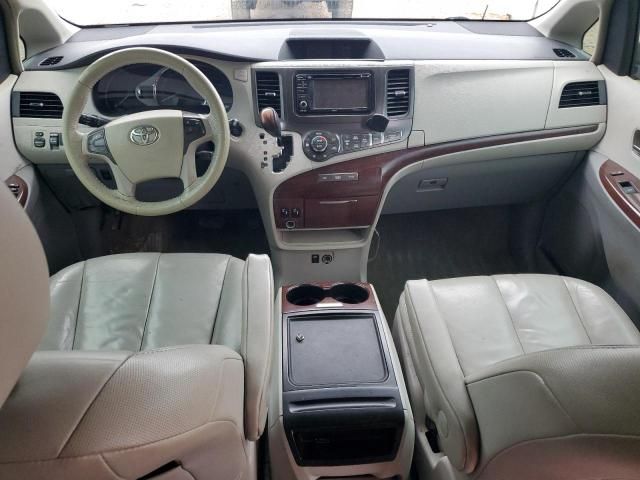 2014 Toyota Sienna XLE