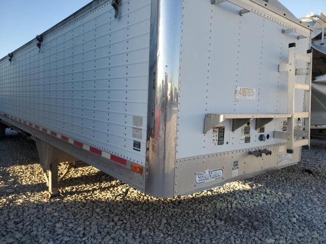 2000 Wilson Trailer