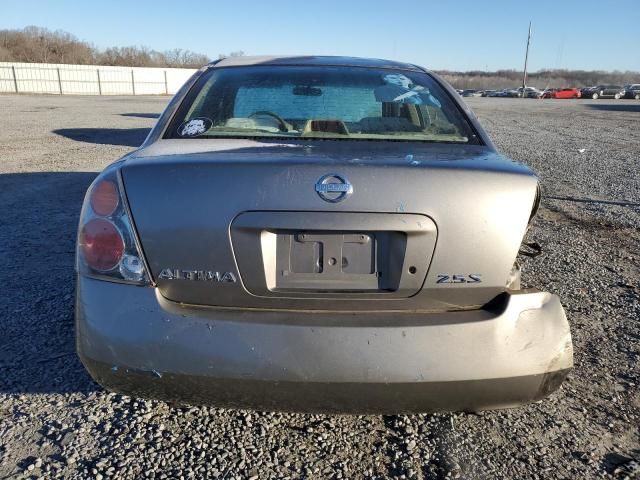 2002 Nissan Altima Base