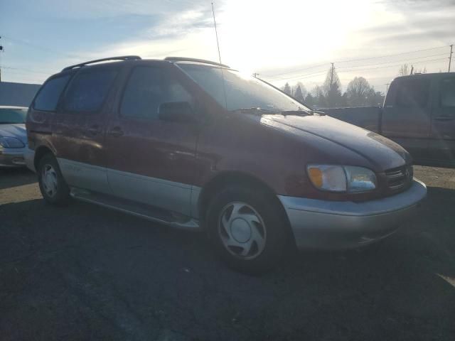 1998 Toyota Sienna LE