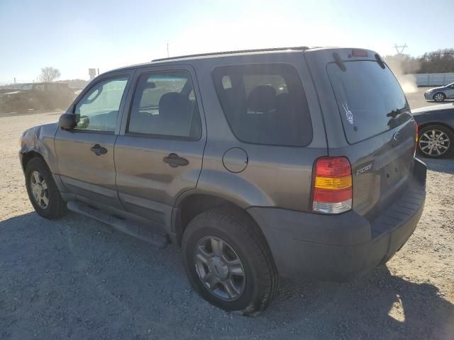 2005 Ford Escape XLS