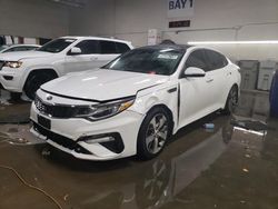 KIA Vehiculos salvage en venta: 2016 KIA Optima SX