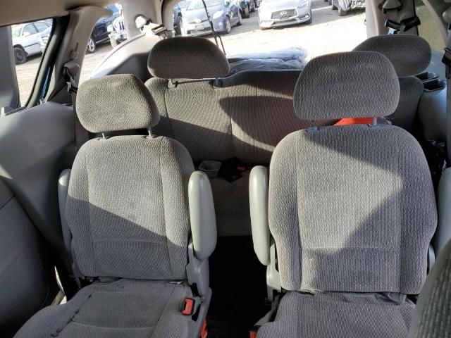 2003 Ford Windstar SE