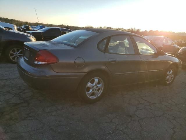 2005 Ford Taurus SE