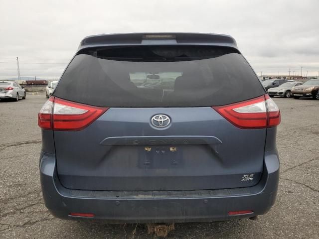 2015 Toyota Sienna XLE