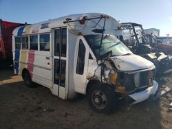 Thomas bus Vehiculos salvage en venta: 2000 Thomas 2000 GMC Savana Cutaway G3500