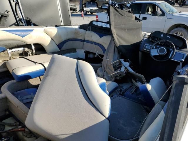 2011 Malibu Boat