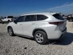 2024 Toyota Highlander Hybrid LE