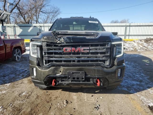 2022 GMC Sierra K2500 AT4