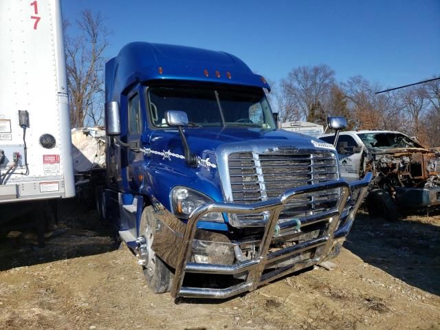 2016 Freightliner Cascadia 125