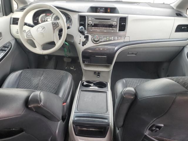 2012 Toyota Sienna Sport