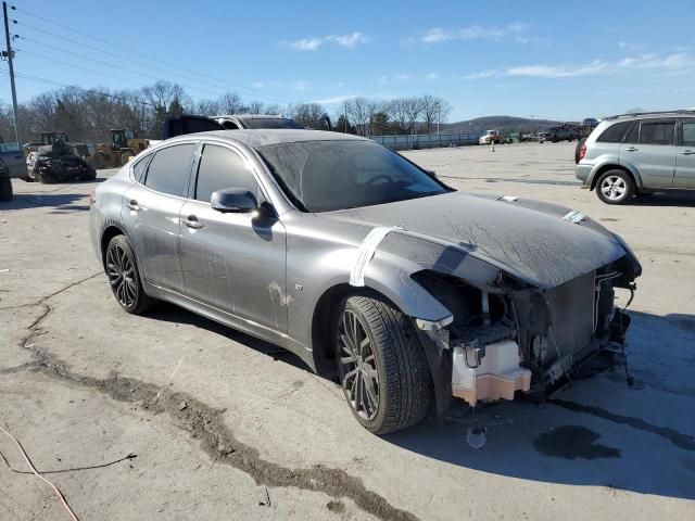 2016 Infiniti Q70 3.7