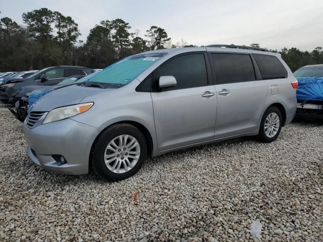 2015 Toyota Sienna XLE