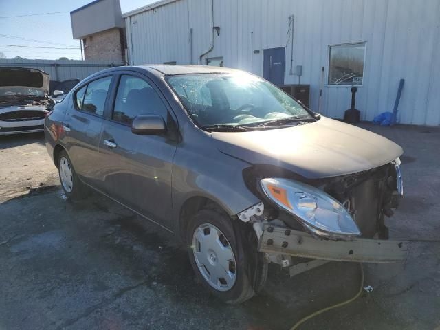 2013 Nissan Versa S