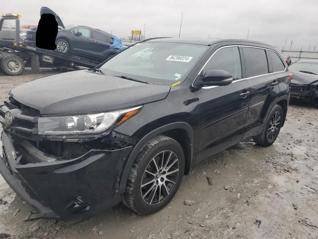 2017 Toyota Highlander SE