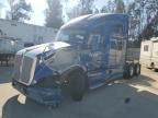 2017 Kenworth Construction T680