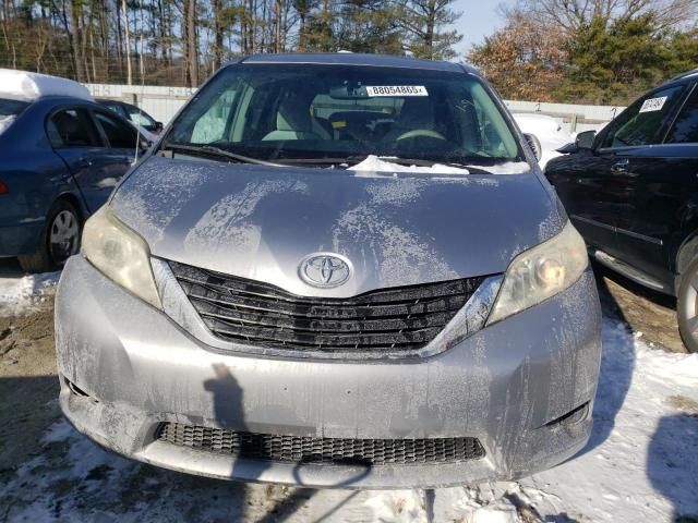 2011 Toyota Sienna LE