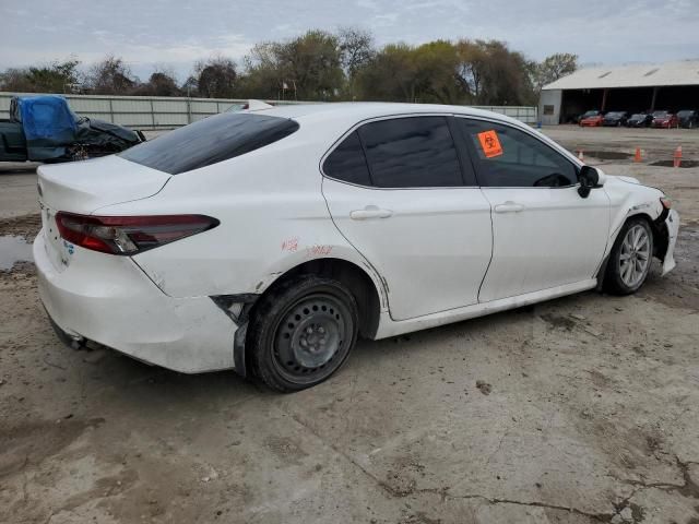 2022 Toyota Camry LE