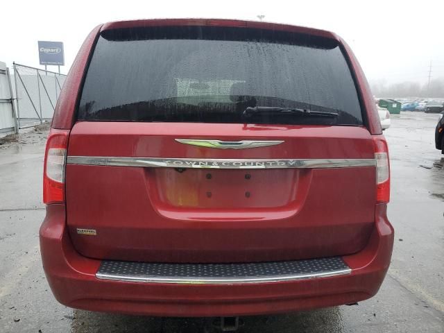 2012 Chrysler Town & Country Touring