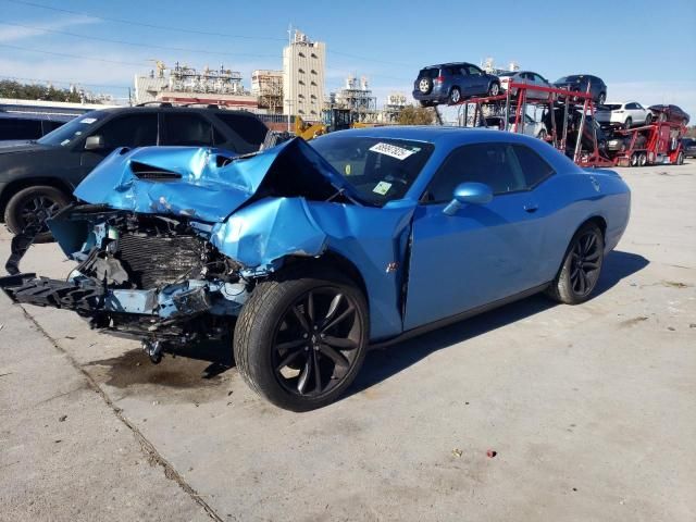 2015 Dodge Challenger SXT Plus