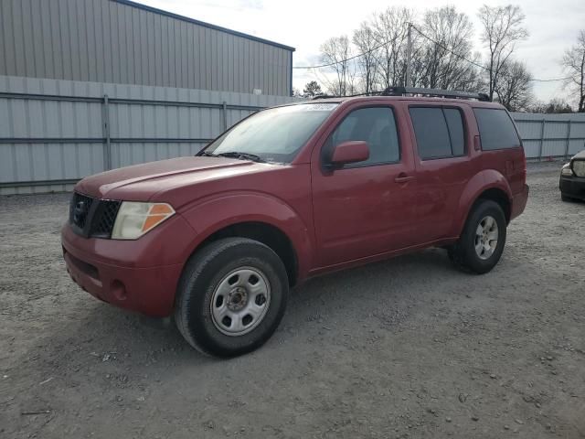 2005 Nissan Pathfinder LE