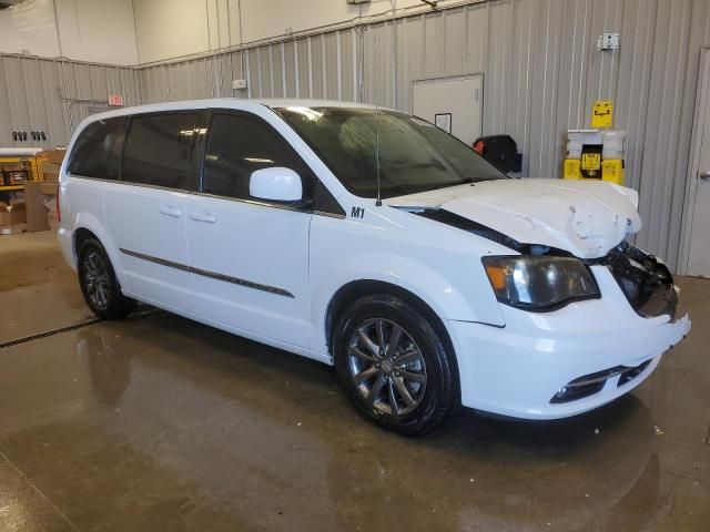 2014 Chrysler Town & Country S