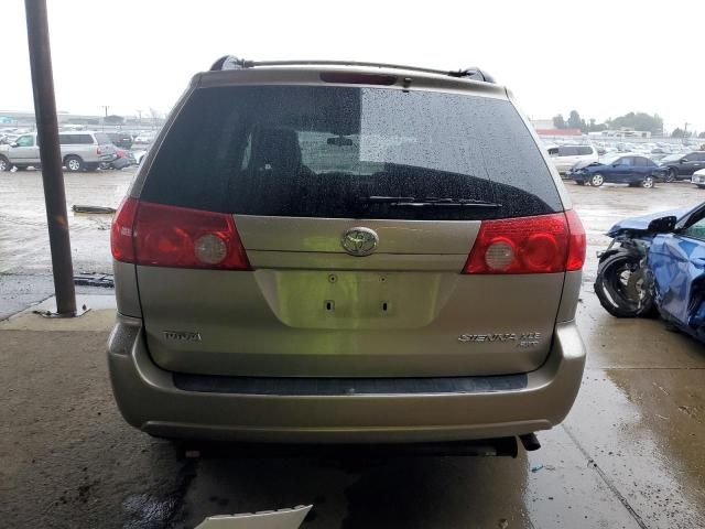 2008 Toyota Sienna XLE