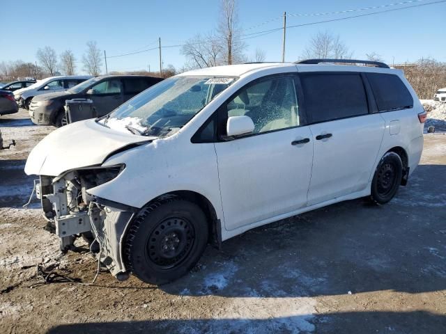 2020 Toyota Sienna L